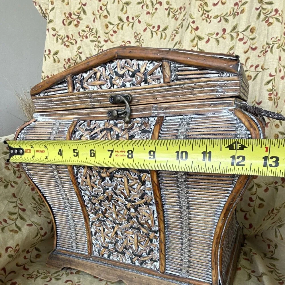 Vintage Style Wooden Rattan & Wicker Decorative Storage Chest– Boho,Swivel Latch